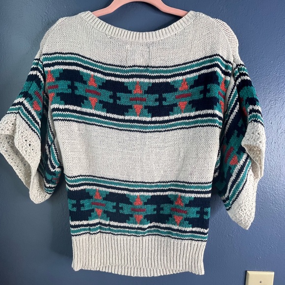 American Eagle Outfitters Patterned Crew Neck Knit Sweater short sleeve Small - Picture 2 of 4